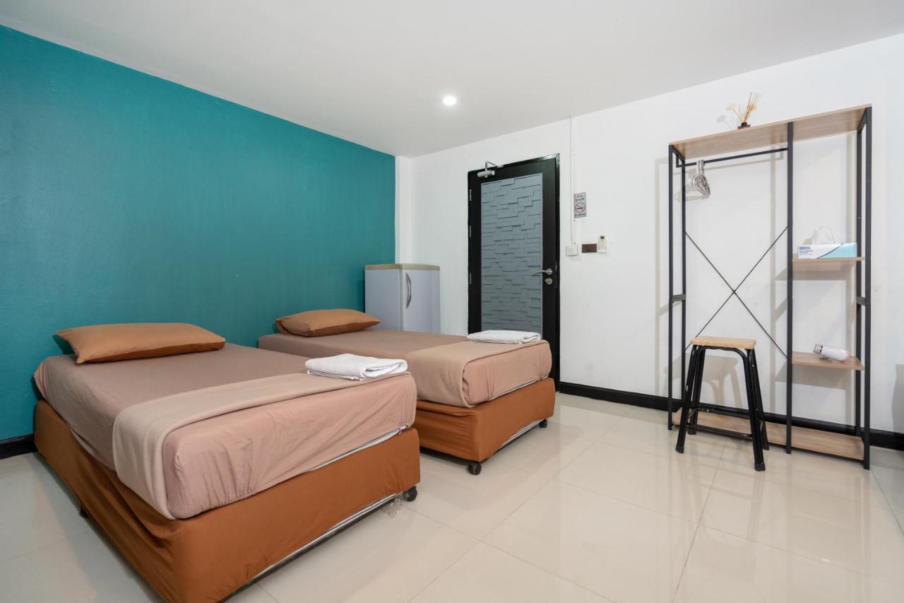 Black Pantera Hostel Patong Εξωτερικό φωτογραφία