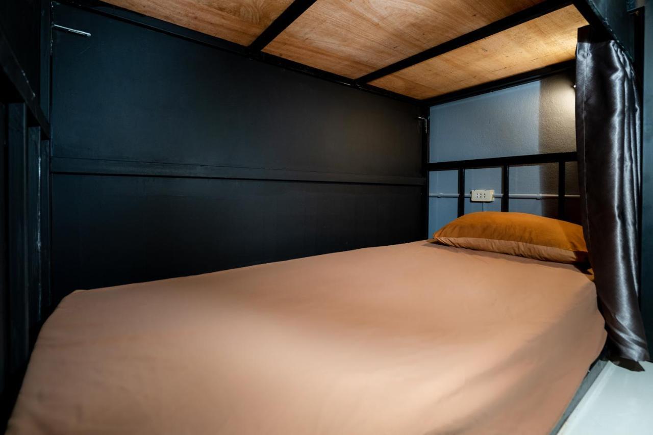 Black Pantera Hostel Patong Εξωτερικό φωτογραφία