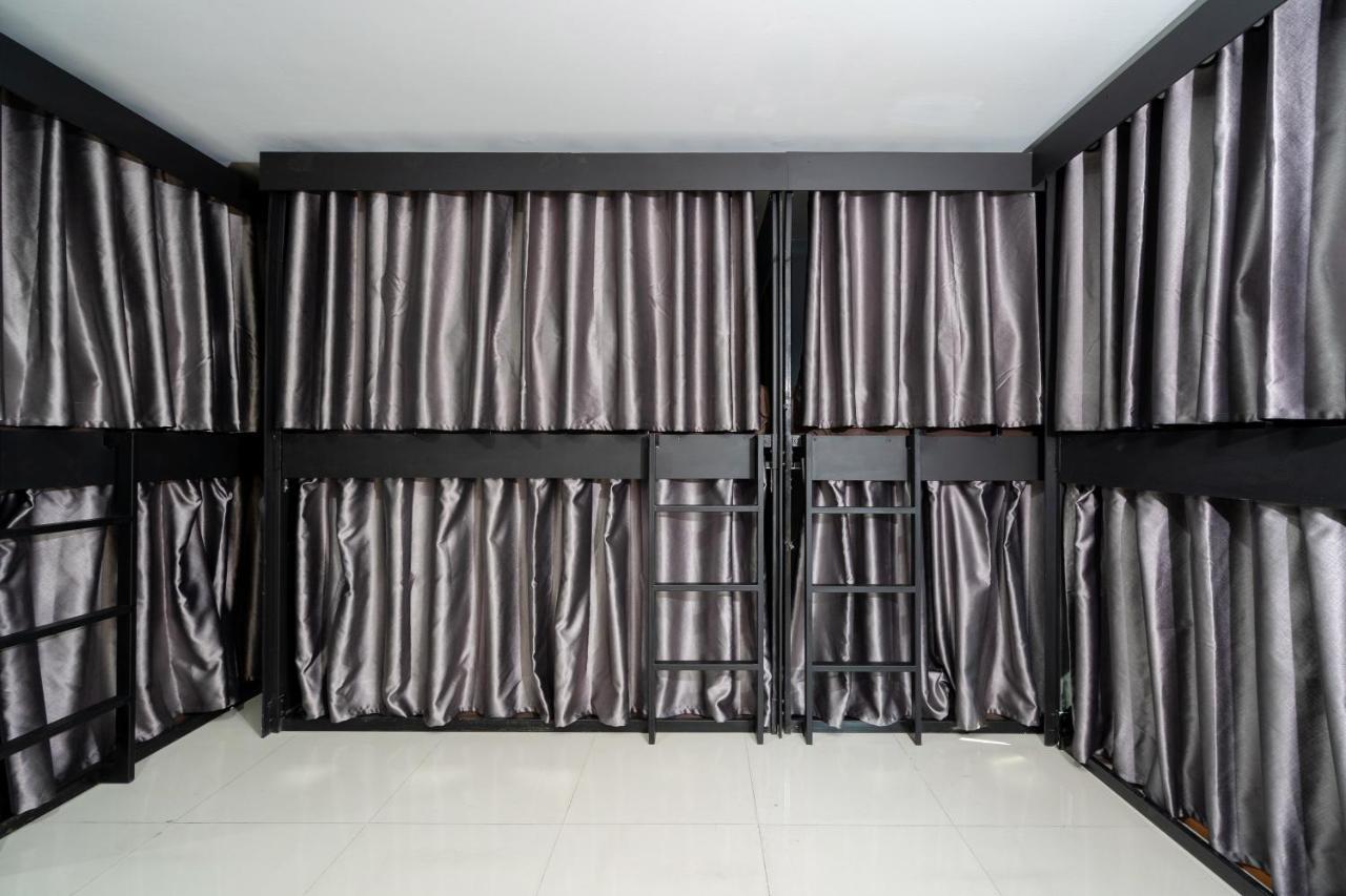 Black Pantera Hostel Patong Εξωτερικό φωτογραφία
